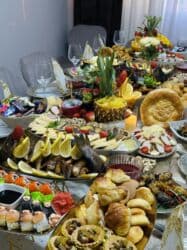 как заказать белого медведя на день рождения: Предлагаем услуги профессионального кейтеринга для различных — 15