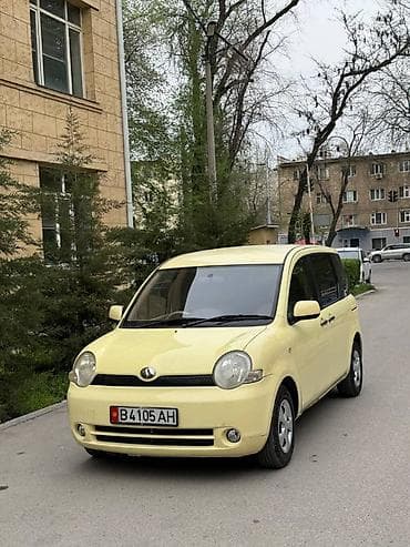 platz vitz: Toyota Sienta: 2003 г., 1.5 л, Автомат, Бензин, Минивэн — 1