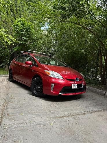 Toyota Prius: 2012 г., 1.8 л, Автомат, Гибрид, Хэтчбэк
