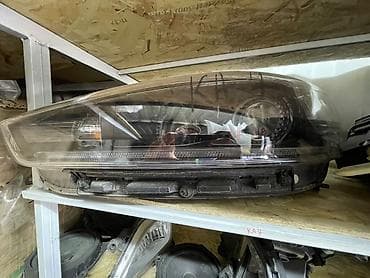 pass: Передняя фара (левая) для Volkswagen Passat B7. Особенности: - Корпус — 1