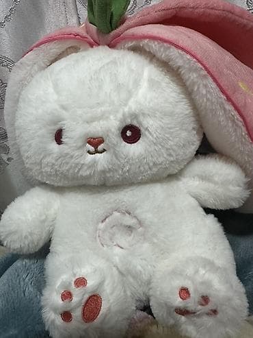 Мягкая светящаяся игрушка-зайка с капюшоном-персиком. - Белый