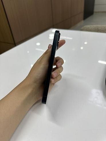 цена айфона 13 в бишкеке: IPhone 13, Midnight, Кабель — 1