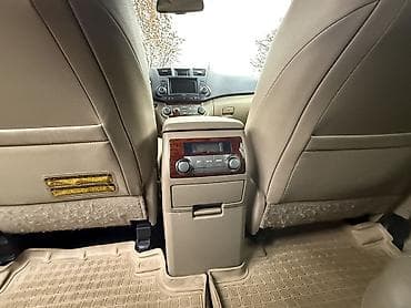 4runner 2017: Toyota Highlander: 2011 г., 3.5 л, Автомат, Бензин — 9
