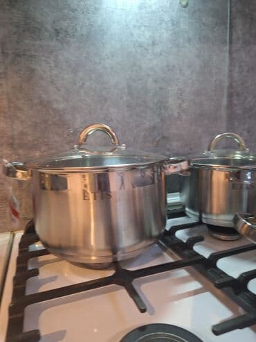 набор сковородок: Набор. 6 шт. 1. Кастрюля 6,5 литра. Диаметр 24 см. 2. Кастрюля 3,9 — 3