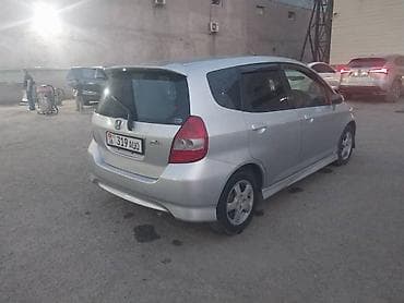 токмок авто машина: Honda Fit: 2003 г., 1.3 л, Вариатор, Бензин, Хетчбек — 7