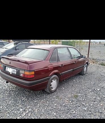 решетка радиатора харриер: Volkswagen Passat: 1990 г., 1.8 л, Механика, Бензин, Седан — 2