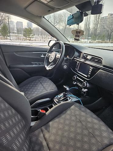 кия рио 2019: Kia Rio: 2017 г., 1.6 л, Автомат, Бензин, Седан — 3