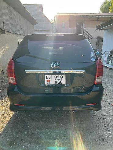 mark 3: Toyota WISH: 2005 г., Автомат, Бензин, Универсал — 2