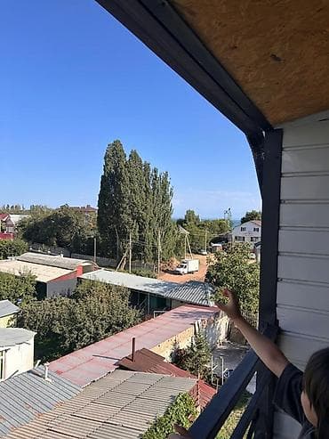 балыкчы комната: Сдаются номера в центре г. Чолпон-Ата с видом на озеро и горы. Очень — 4