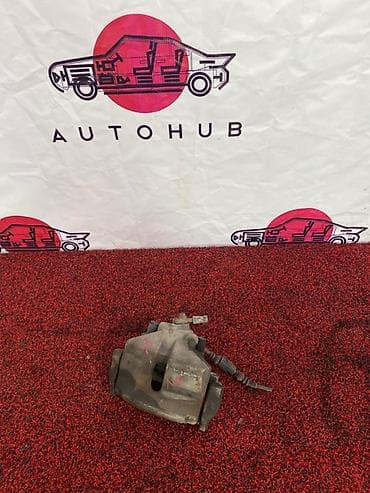 Суппорт Volkswagen GOLF WVWZZZ CAX 2010 перед. лев. (б/у)