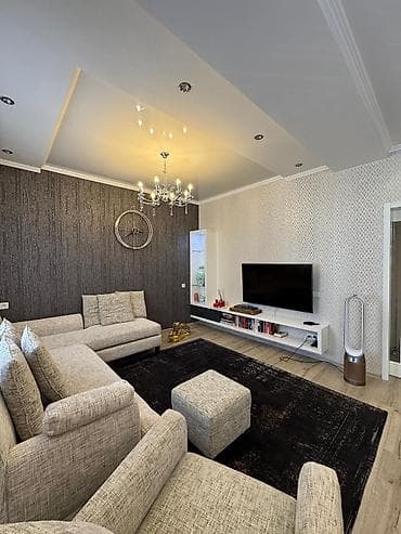 8 мкр: 4 комнаты, 130 м², Элитка, 5 этаж, Дизайнерский ремонт — 3