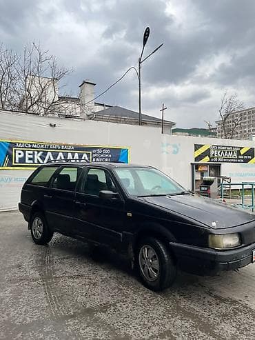 b class: Volkswagen Passat Variant: 1989 г., 1.8 л, Ручные, Бензин, Универсал — 6