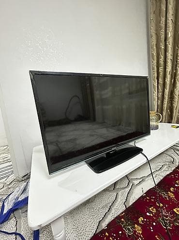 Телевизор Skyworth 32E510, диагональ 32". Особенности и разъёмы: -