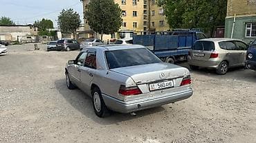 мерседес 124 обшивка: Mercedes-Benz W124: 1993 г., 2.2 л, Седан — 7
