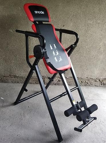 Инверсионный стол Snode с прочной металлической рамой предназначен для