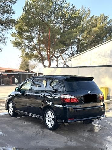 Toyota Ipsum: 2004 г., 2.4 л, Автомат, Бензин, Минивэн