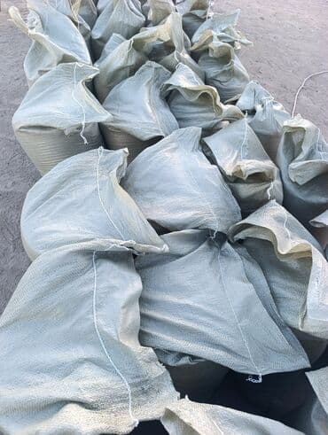 зерно кукурузы: Песок, Ивановский карьер, В кубах, Шахман, Тонар, Хово — 6