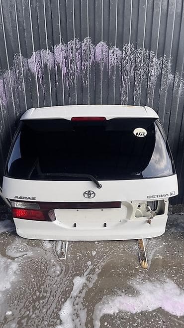 Крышка багажника Toyota, Оригинал