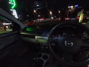 mazda 2: Mazda Demio: 2004 г., 1.3 л, Механика, Бензин, Хэтчбэк — 3