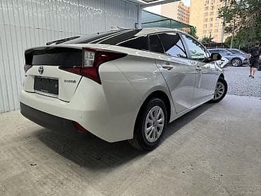 prius plus: Toyota Prius: 2020 г., 1.8 л, Вариатор, Гибрид, Хэтчбэк — 4