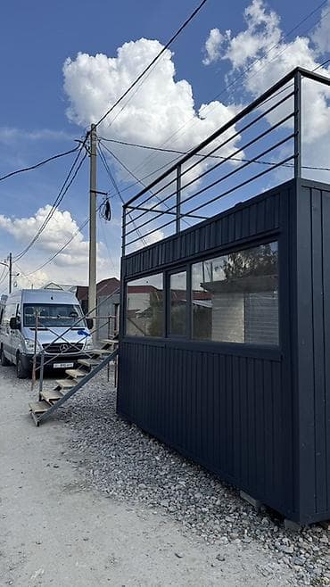 монолитный дом: Модульное здание с эксплуатируемой кровлей и наружной лестницей для — 4