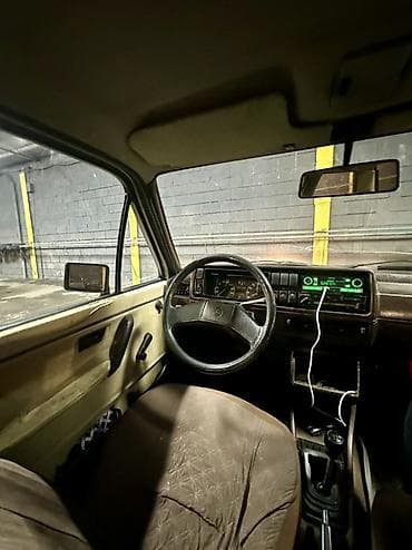 Продажа авто: Volkswagen Jetta: 1985 г., 1.8 л, Ручные, Бензин, Седан — 6