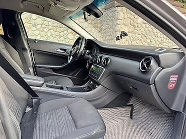 стопы мерс: Mercedes-Benz A-Class: 2013 г., 1.6 л, Автомат, Бензин, Хэтчбэк — 5