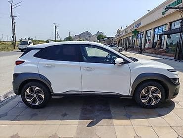bew e34: Hyundai Kona: 2020 г., Кроссовер — 3