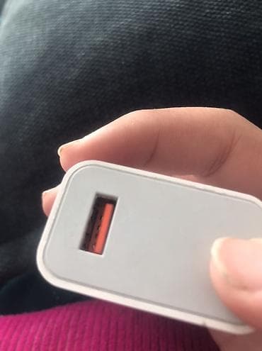 xreal one pro: Сетевой адаптер быстрой зарядки Kivi, 33W - Мощность: 33 Вт (указано — 3