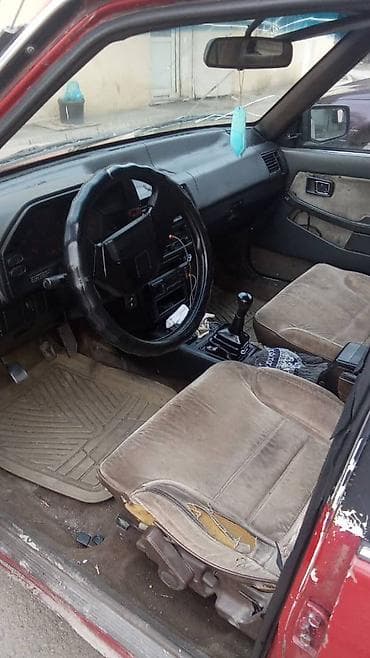 mini kooper: Mazda 626: 1987 г., Ручные, Седан — 3