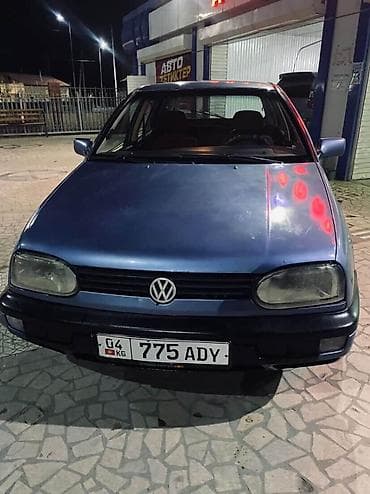 Volkswagen Golf: 1992 г., 1.8 л, Механика, Бензин, Хэтчбэк — 4