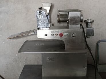 Продаю пельменный аппарат JGL 135-5c food atlas модернизированный