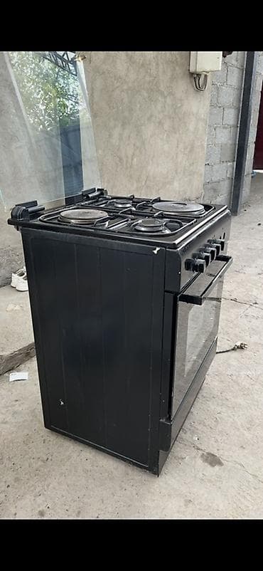 Кухонная плита комбинированная, черная - Варочная поверхность: 4