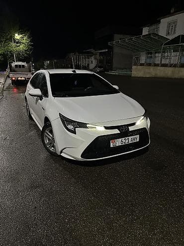диски майбах 222: Toyota Corolla: 2022 г., Гибрид, Седан — 9