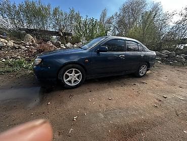 Унаа сатуу: Nissan Primera: 2000 г., 1.6 л, Кол менен иштөөчү, Бензин, Седан — 2