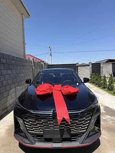 green gas: Changan Uni-V: 2025 г., Автомат, Лифтбек — 1