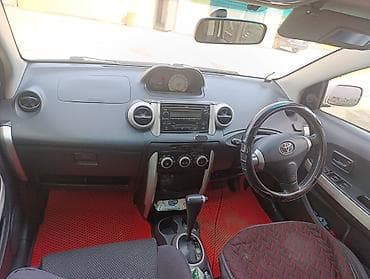 mini car: Toyota Ist: 2004 г., 1.3 л, Автомат, Бензин, Хэтчбэк — 6
