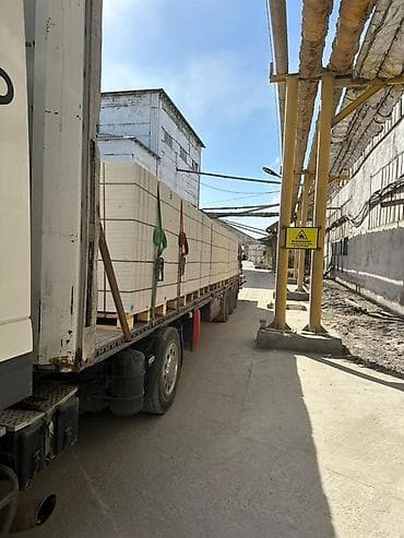 hyundai xcient: Тягач, DAF, 2004 г., Тентованный — 6