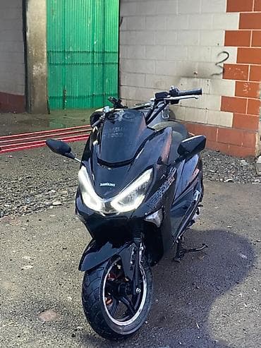 скутеры в бишкеке: Макси-скутер 150 куб. см, Бензин, Б/у — 1