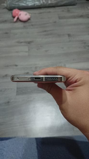 iphone plus: Vivo X100 Ultra, Б/у, 256 ГБ, цвет - Оранжевый, 1 SIM — 6