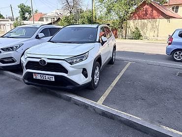чанган уни к: Toyota RAV4: 2019 г., 2.5 л, Автомат, Бензин, Кроссовер — 2
