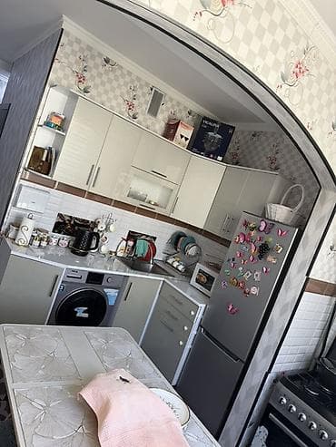 квартира с подселением девушки: 1 комната, С подселением — 5