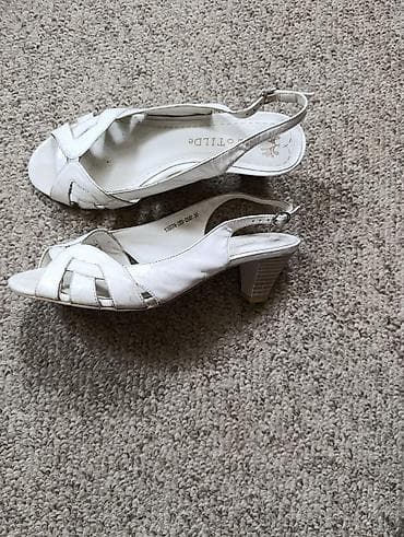 Женская обувь: Женская обувь — набор из 6 пар Состав: - Черные открытые босоножки на — 3