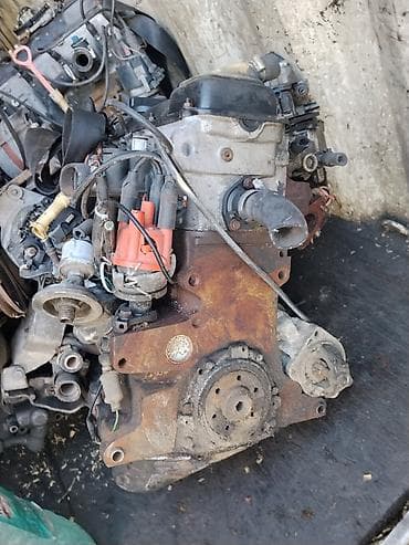 Двигатель Volkswagen (карбюраторный, рядный 4-цилиндровый, чугунный