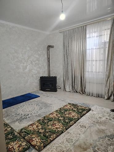 бу гараж: Таунхаус с балконом и парковкой сдою в аренду входа. - Два уровня: на — 5