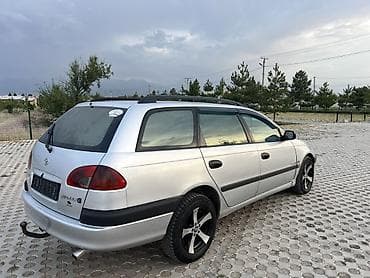 Транспорт: Toyota Avensis: 2000 г., 2 л, Механика, Дизель, Универсал — 6