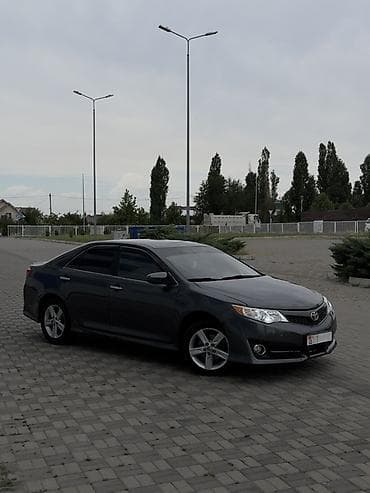 Toyota Camry: 2012 г., 2.5 л, Автомат, Бензин, Седан — 2