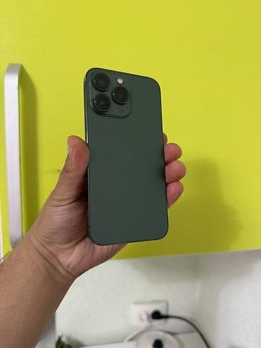 IPhone 13 Pro, зелёный цвет (Alpine Green) Ключевые особенности: -
