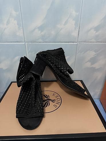 Женская обувь: Белые женские туфли-слингбэки с острым носком. - Материал верха — 3