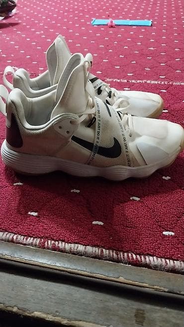 сумки женские бишкек: Мужские кроссовки, 41, Nike, Б/у, цвет - Белый — 4